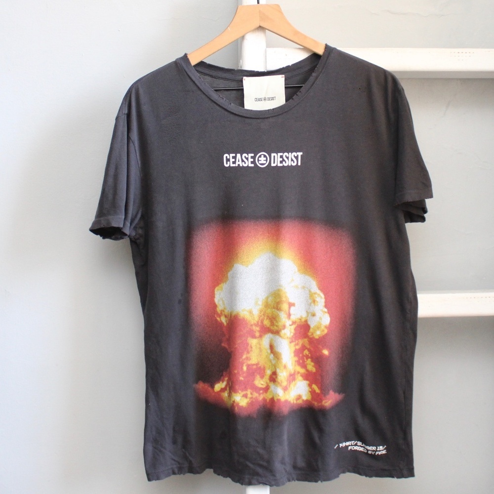 Cease & Desist Black Distress Graphic-Laden Forged By Fire T-Shirt Size Medium